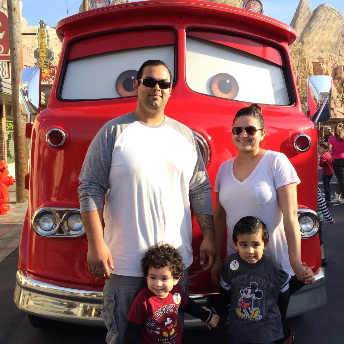 AcesLoveDisney's profile picture. 