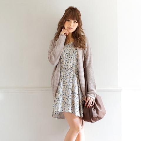女の子のコーデの画像をツイートしていきます
ＲＴ＆フォロー大歓迎(^^♪