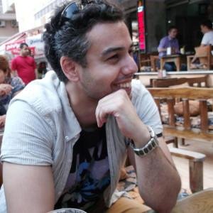 Demócrata, socialista, machista (de los bien machos). Antes escribía, ahora uso twitter.