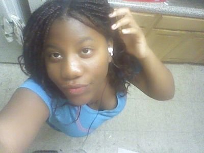 Facebook kik ask meee and way prettier then uu