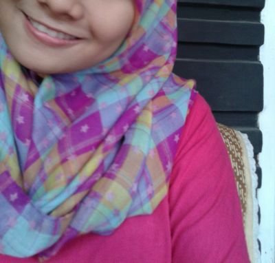 rlaputri_2505's profile picture. God's unbroken wings    IG:rlaputri