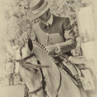 JMCadenaLedesma's profile picture. Jinete profesional, apasionado del caballo, amigo de mis amigos y amante de mi FAMILIA.