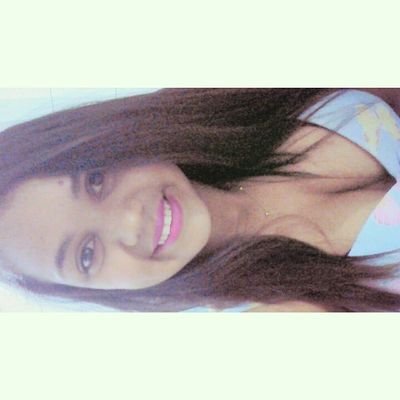 “Deus faz coisas grandiosas, acima do nosso entendimento.”  —  Jó 37:5.  Mãe da princesa: Laura Vitória