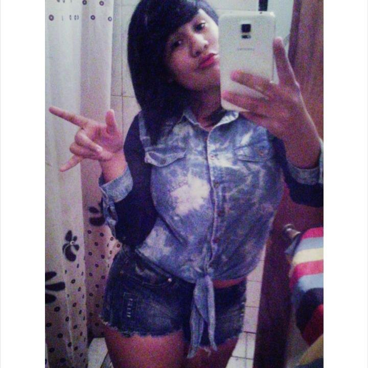 17. *w*Sigueme. Miradas sinceras:$..(MachineGunKelly)'..2014:20'