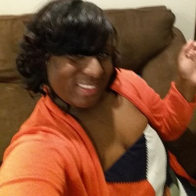 selling handmade handbags and jewelry