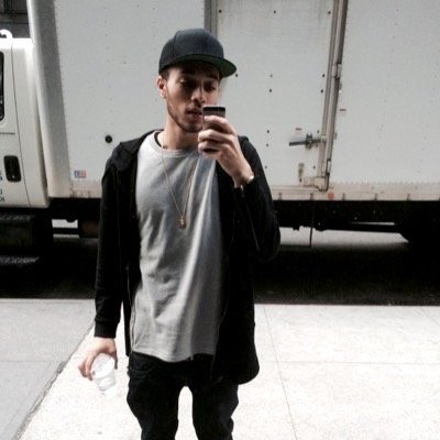 Kalin follows you! How even. Congrats tho!