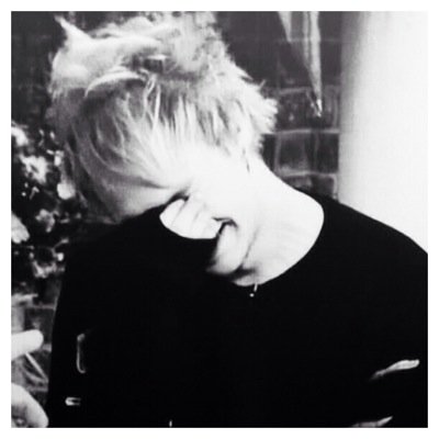 follow @calcuddly