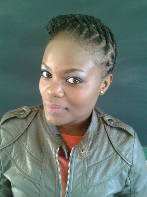 I'm a woman wit a sense of humour nd dignity