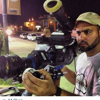 Soy un carajo k le gusta chelcha,vivo filmando vainas pa'pal d gente pa' podé comé y cojo la vida chilling!!!!
