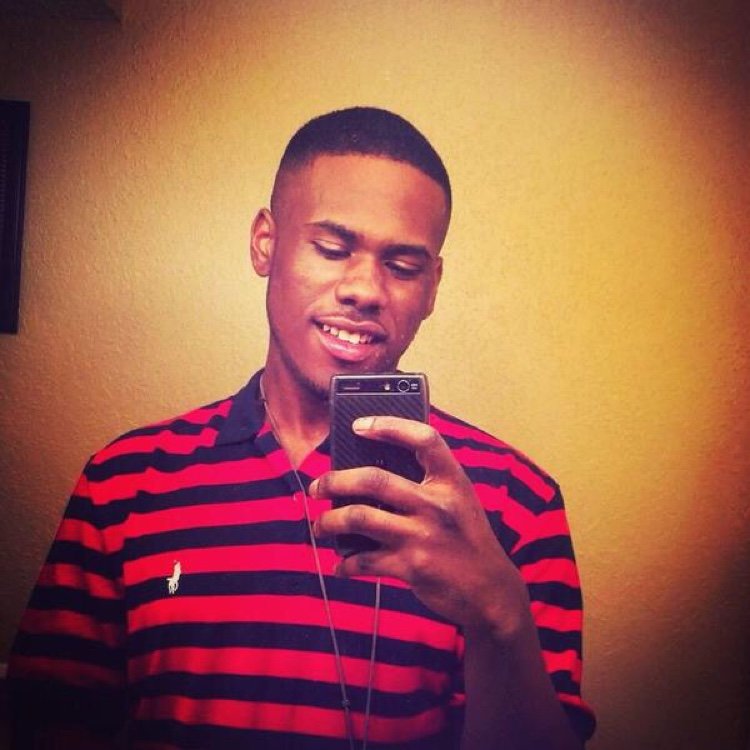 I Ain't Affliaited Wit Clownz I Grove In My Own Lane..