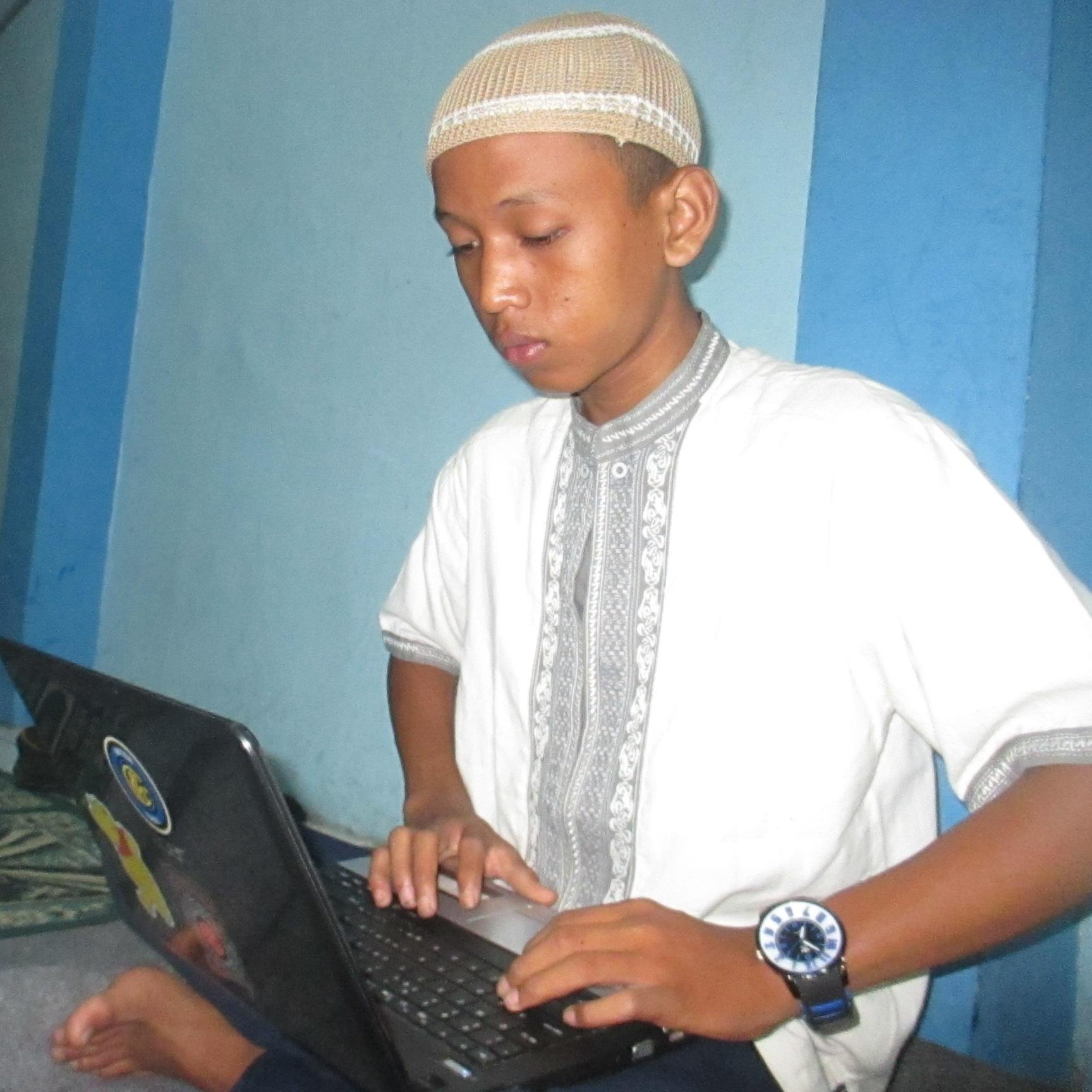 PRestuthe's profile picture. Saya ingin berusaha untuk mencapai cita_cita ku demi kedua orang tua dan bangsa indonesia.