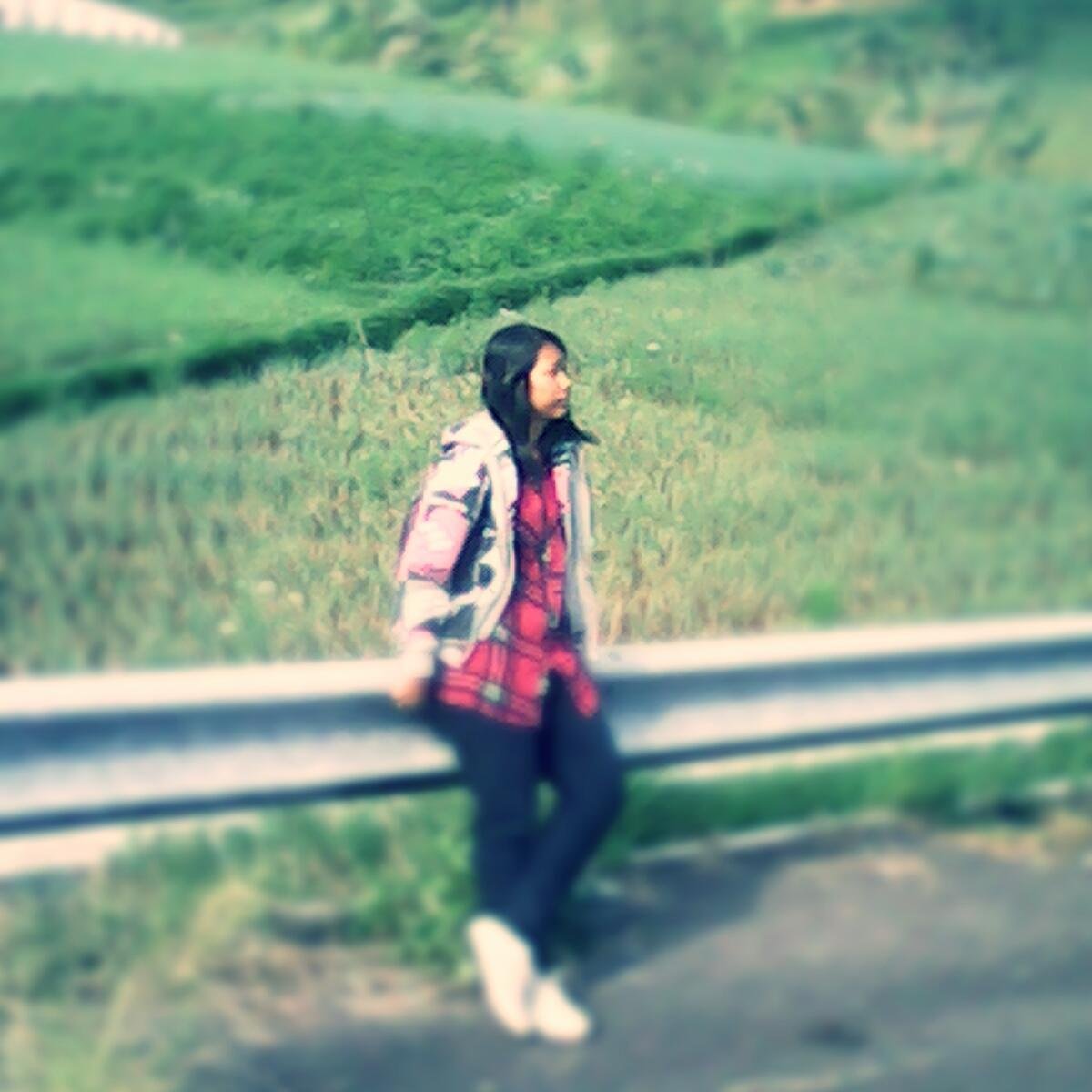 X TKJA SMKN 9 SURAKARTA~01.07.1998.~
'JANGAN TAKUT UNTUK BERMIMPI`
facebook: julita juga litut