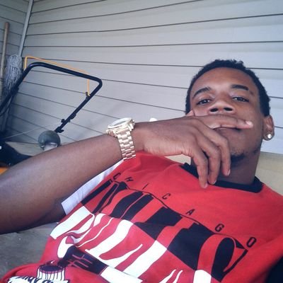 MadMoney____'s profile picture. 