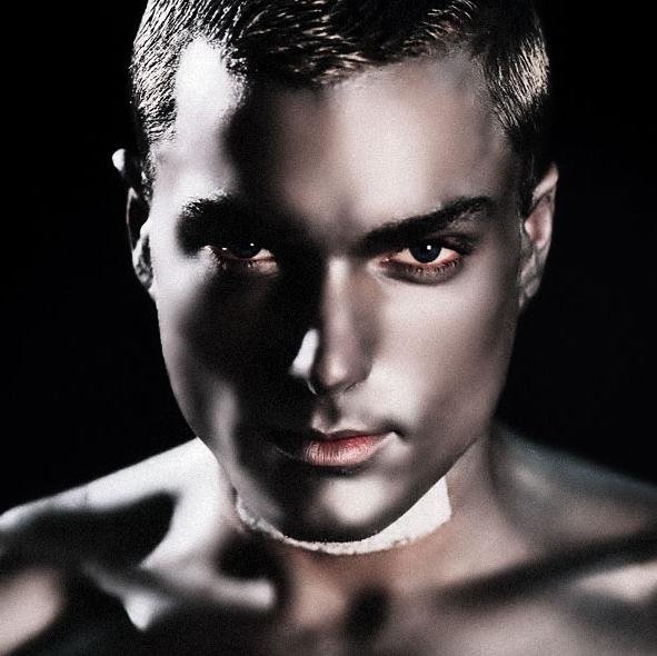 cakirarden's profile picture. Жизнь – не более, как ткань привычек.