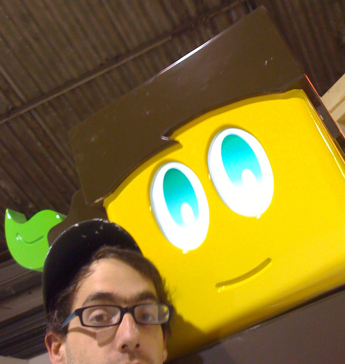 Invisknowledge's profile picture. Artist and Sculptor