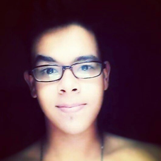Tu mismo guias tus pasos, siempre adelante y nunca mires atras.
 La vidas es una sola vívela al máximo  Sígueme & te sigo =D http://t.co/15XLbEoVnv