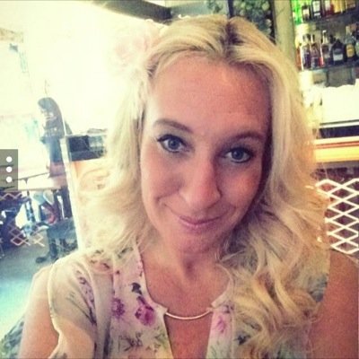 wiklund_emma's profile picture. Fyrbarnsmor, kreatör, entreprenör, inspiratör som tar vara på möjligheter! När världen säger: Ge Upp, viskar hoppet: Försök en gång till!