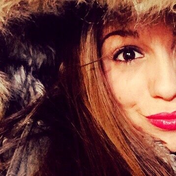 AndreeaLoppez13's profile picture. 