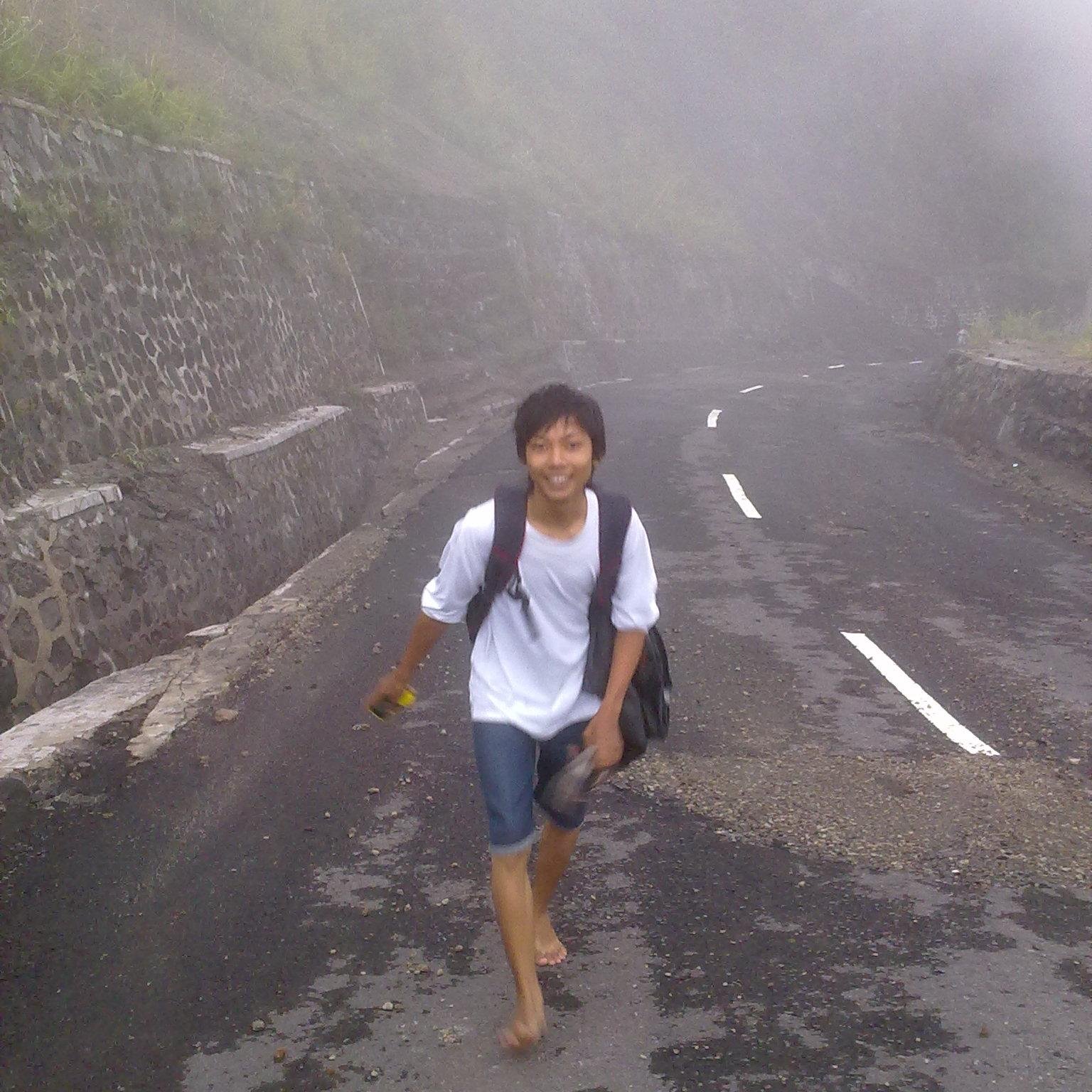 new_tamha's profile picture. humanis idealis dan fantastis