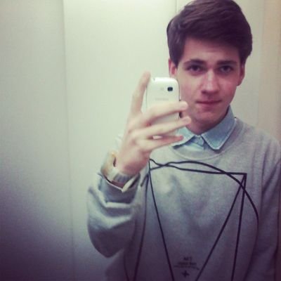 JusT_Nazarr's profile picture. Banana :3