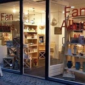 Cadeauwinkel · Delicatessenwinkel  .We zitten in Harlingen en Sneek . ook online kun je bij ons shoppen.
https://t.co/P7kDhRtL7e