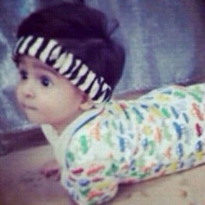 آنا فتاة اعشق الهدوء عميقة التفكير خيالية جداً واعشق التصوير وبس