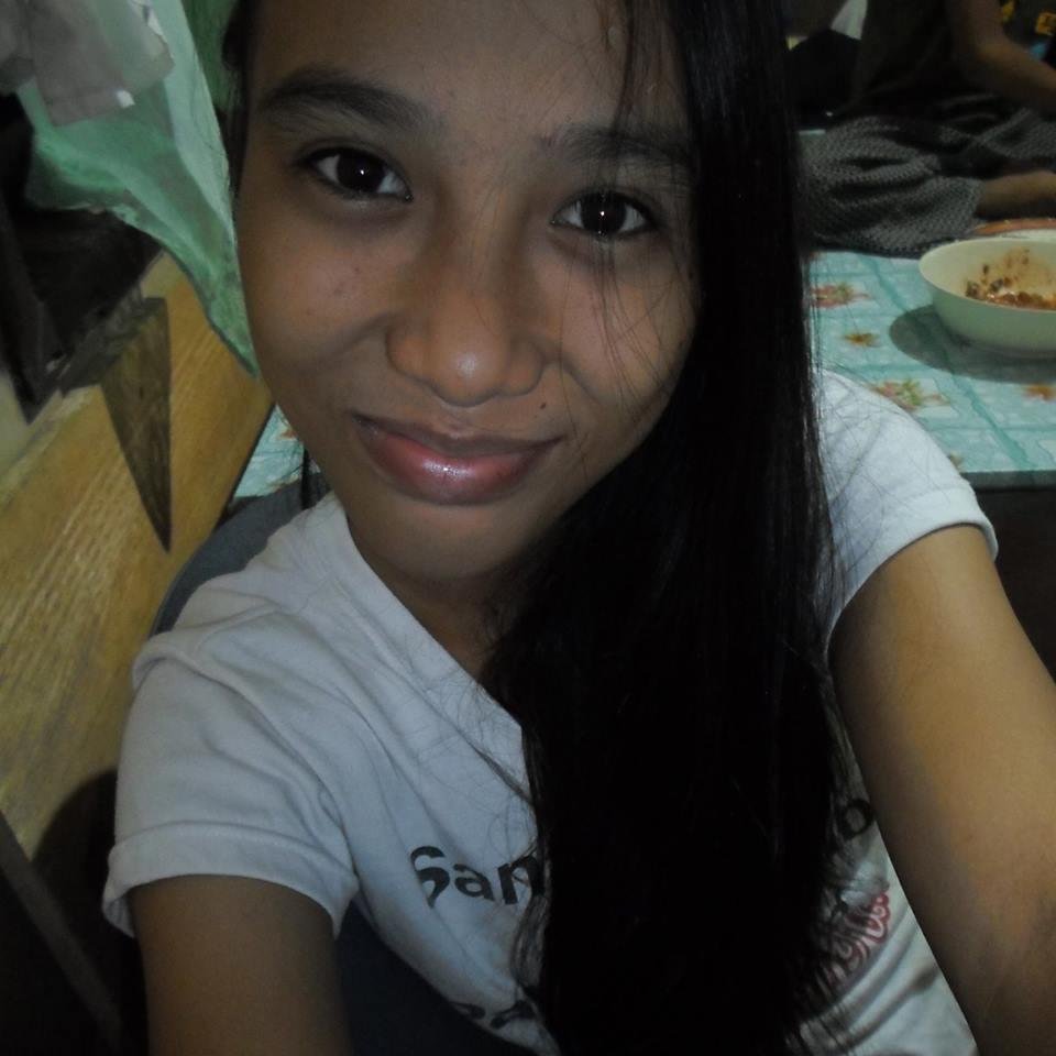 Hi ;)) I'm Anthonette Glenogo Garceniego | Like to Play Badminton ^_^