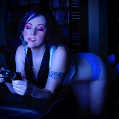 The spot for all the hottest girls who love to game