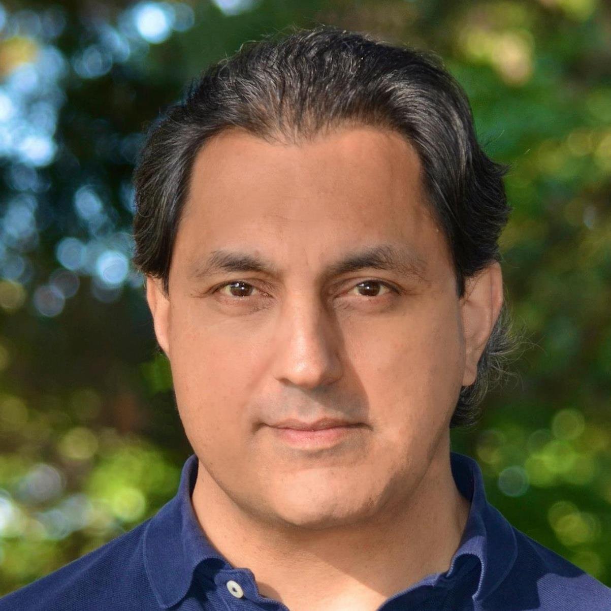 Creativity Mentor. Background in Business, Science, Computing, EU Technology Enhanced Learning, VR+AR. Creator of Collaboration Literacy and Social Vitamins.
