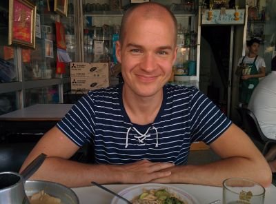 jhaaps's profile picture. Making software, writing bugs and travelling around the world. Cyclist.