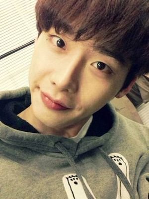 [new owner] Lee Jong Seok Faker's, ©1989 || Actor and Models || i'm yours btstaevi_ {} || ☁ #cloud @weather_rp