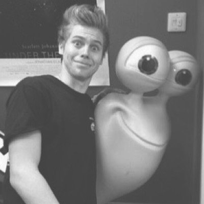free follow from @lucasfthxrry 

FOLLOW HER AND ASK FOR 
A FOLLOW BACK

PLUS A DM TO LUKE?¿