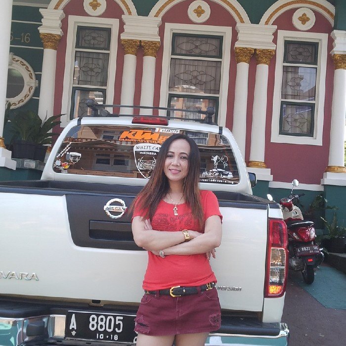 tetap menjadi diri sendiri...