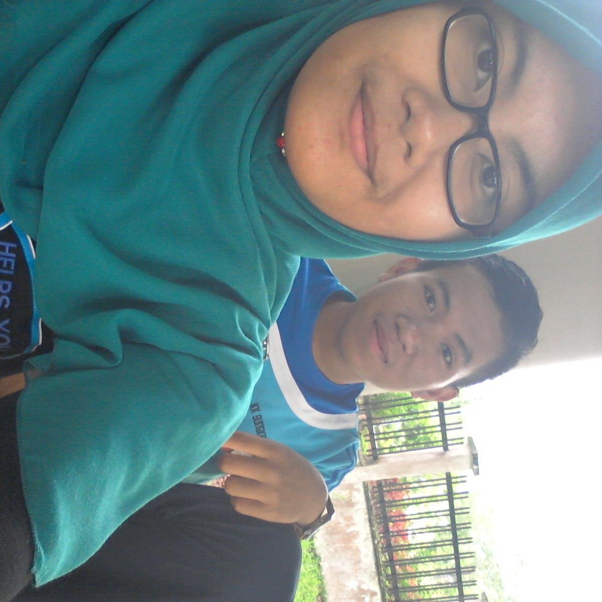 ♥ NISA Feat SYAHID♥ 17♥... wechat-nisa_sadri❤️ 3 December/ SPM 2014..