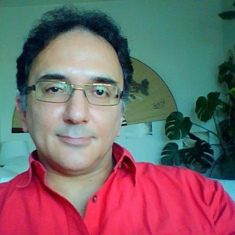 ArioNahram's profile picture. Homosapisk Iransk Svensk Socialdemokrat Mazdeyasnist Humanist Laik och Heterosexuell