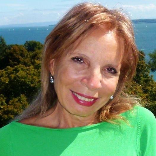 CreativeEdna's profile picture. Creative Economy & Development, United Nations Expert, Lecturer, International Policy Advisor