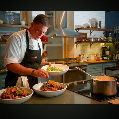 farmtoforkchef's profile picture. Catering private dinner parties with seasonally inspired menus and ingredients custom tailored to your taste.