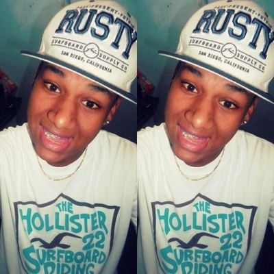 PdpErick's profile picture. -  Eu Tava Pensativo Então Fui No Pagodinho Pra Te Encontrar ♪♬♬

INSTA: pretinho.erick

-   PAGODEIRO DE SANGUE ∞❤

19 de vida

SOLTEIRO