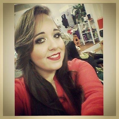 ''Persiga um sonho, mas não deixe ele viver sozinho.. *.*         -Acadêmica do Curso de Letras. Gaúcha, Leonina e Colorada! ♥