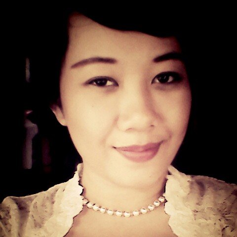 Just an ordinary girl with extraordinary life