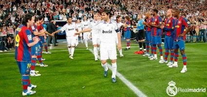 REAL MADRID MI BUEN AMIGO ESTE AÑO VOLVEREMOS A ESTAR CONTIGO TE ANIMAREMOS DE CORAZÓN ESTE AÑO YO TE QUIERO VER CAMPEÓN