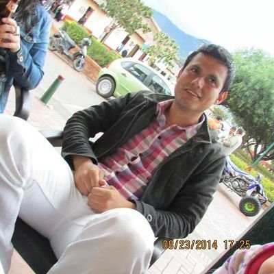 alexrisitas27's profile picture. 