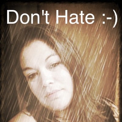 RoaeannM's profile picture. 