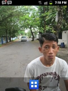 guitarist in @sendhaljuebot band
born zodiak leo Est. '1998'
path: Akmal Setiawan