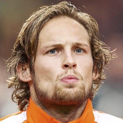 This account is dedicated to the luscious, sweeping, wonderfully beautiful locks of Manchester Uniteds' Daley Blind.