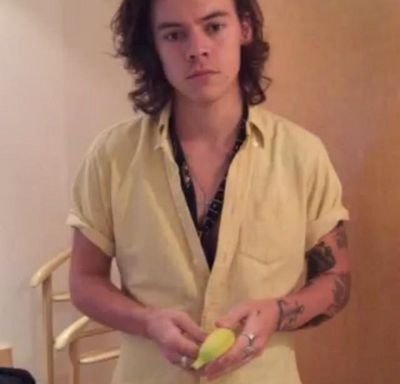 you guys are beautiful...dont you ever dare to say that you're ugly....and i believe someday 1/5 will follow you....pls follow my main acc @batmxnpayne
