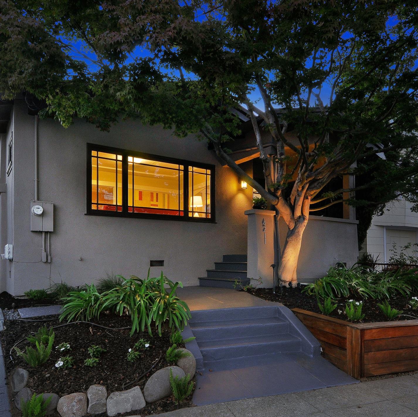 Realtor | Specializing in Homes of Alameda & the East Bay