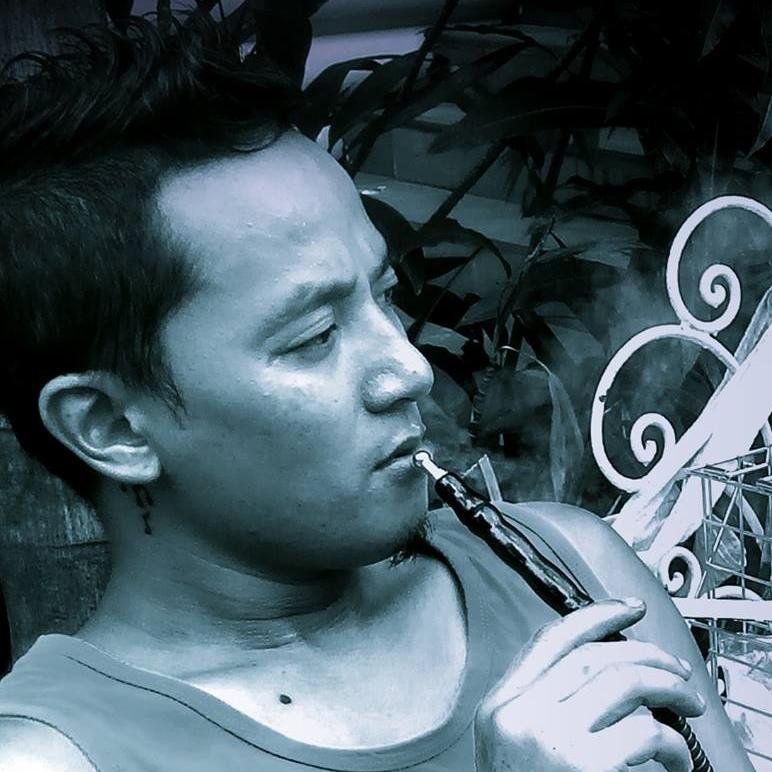 iamxombee's profile picture. Graphic designer, 3D Artist, Motion design