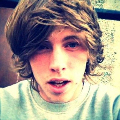 scottish, 16, love a bit of football and rugby