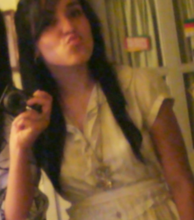 felicidade não é coisa de outro mundo ♪ :)